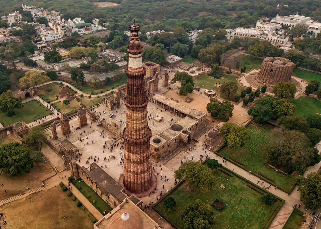 27 Temples inside Qutub Minar Complex could be rebuilt soon: Delhi Court  gives a green signal after hearing the PIL | The Tatva