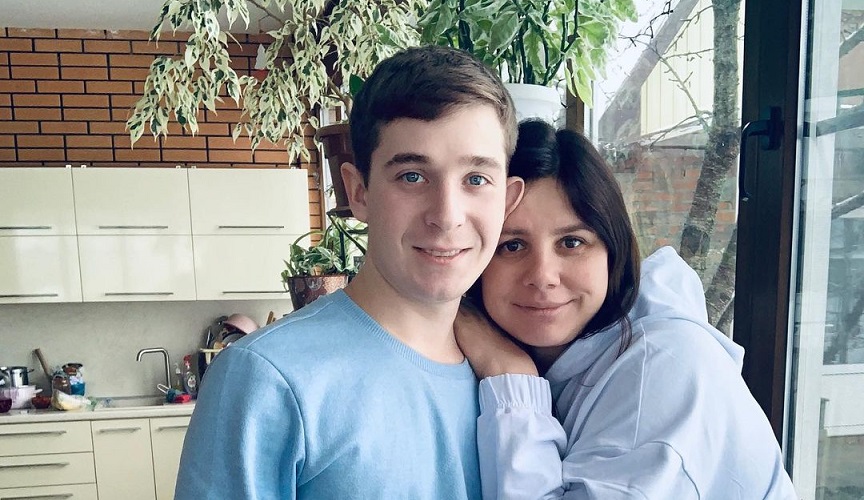 Russian woman marries stepson