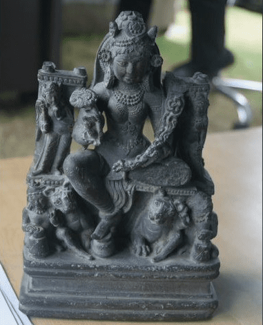 JK police recover 1200 year old sculpture of goddess Durga.jpg