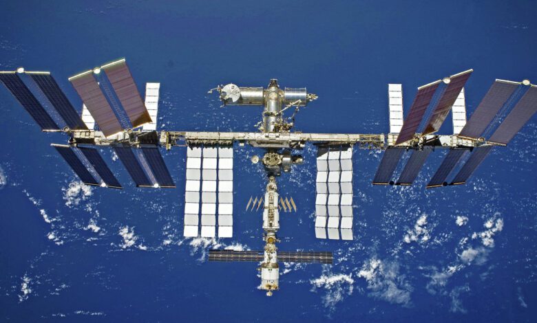 International Space Station pillars