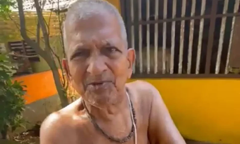 video of old man with shares of lt ultratech and karnataka bank worth rs 101 crore but living a simple life goes viral