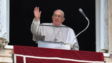 pope francis on surrogacy 090813995 16x9 0