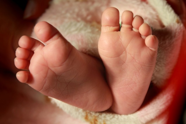 Baby Feet Child Newborn Barefoot 847821 S